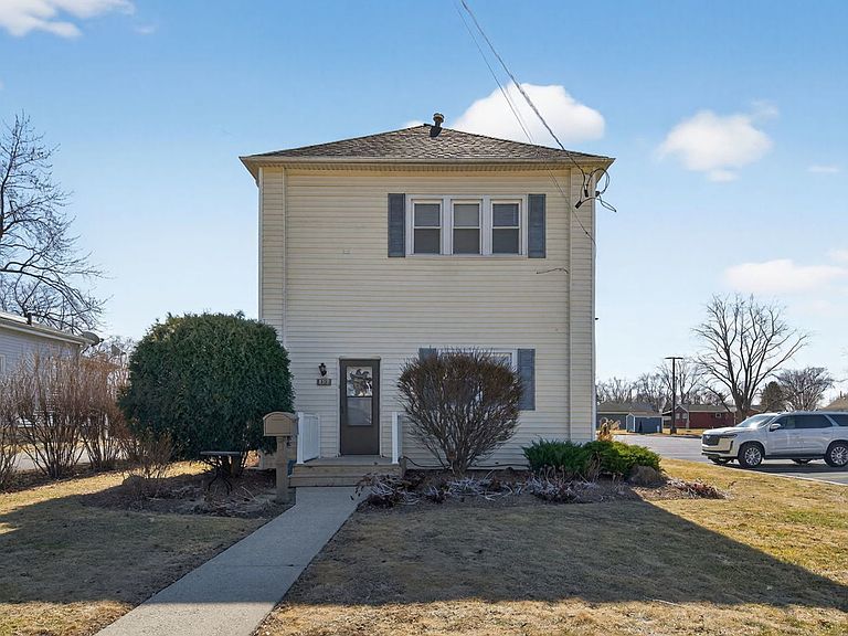 Listing photo 3