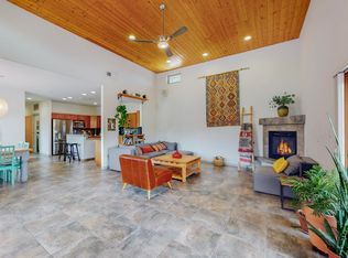 2008 Gabaldon Rd NW, Albuquerque, NM 87104