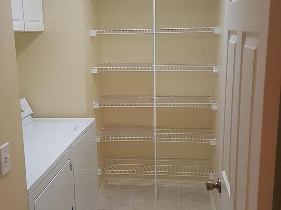 5th image of 4852 Post Pointe Dr