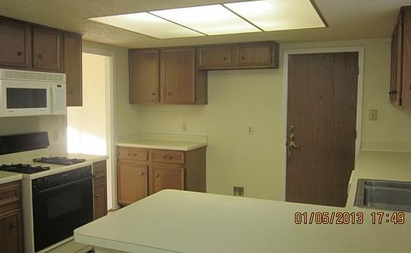 4th image of 1903 Rock Creek Dr
