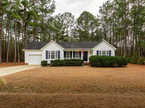 144 Jason Dr, Four Oaks, NC 27524