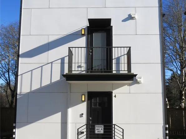 890 Magellan Avenue NE #4, Ocean Shores, WA 98569