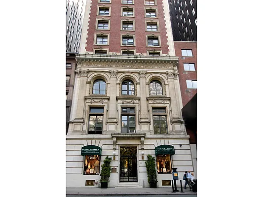 Rented by Douglas Elliman | media 7