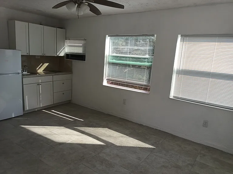 1231 Sunset Point Rd — Photo 12