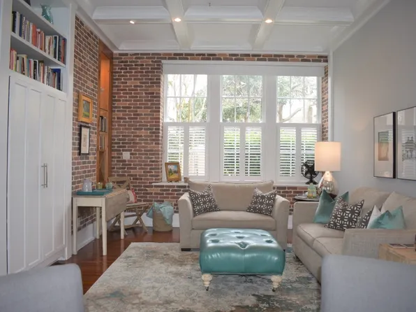 67 Legare St APT 108, Charleston, SC 29401
