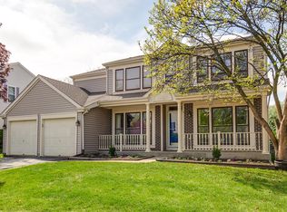 899 Belle Isle Ln, Vernon Hills, IL