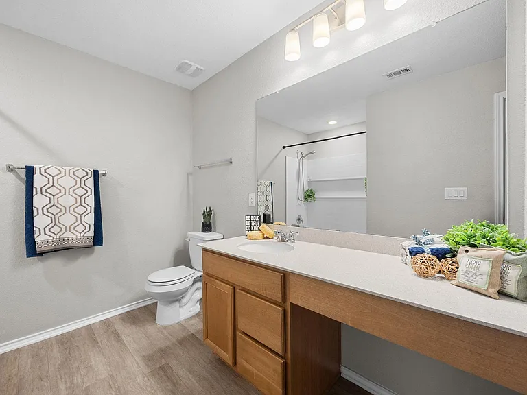 6312 Wagon Spring St — Photo 32