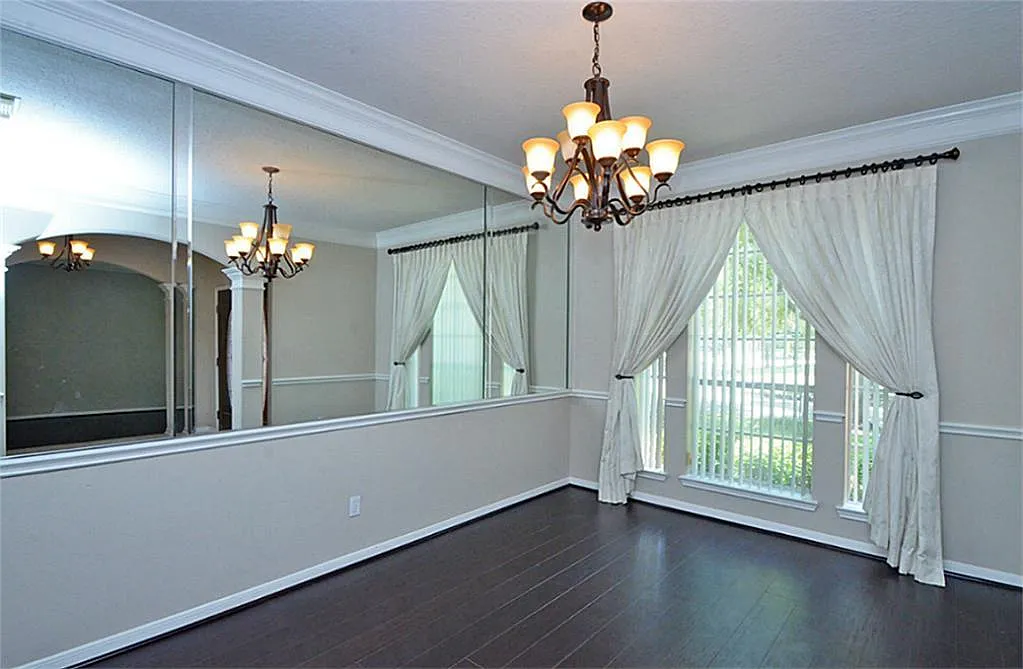 5 bed, 3.5 bath, 3464 sqft, $3,000 — Photo 4