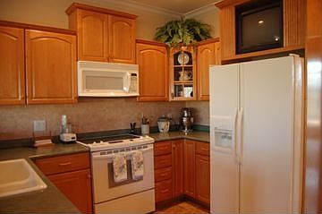 4th image of 3196 Beaver Creek Dr