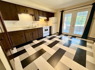 230 W Madison St APT 6, Rochester, PA 15074