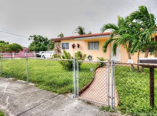 1405 W 36th St, Hialeah, FL 33012