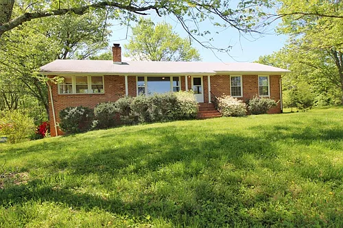 2441 Indian Creek Rd Photo 1