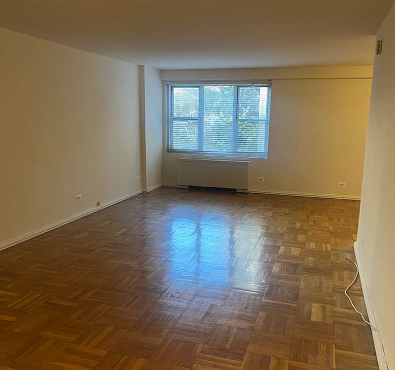 1st image of 401 E 81st St APT 3M