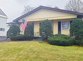 116 5th Ave, Gloversville, NY 12078