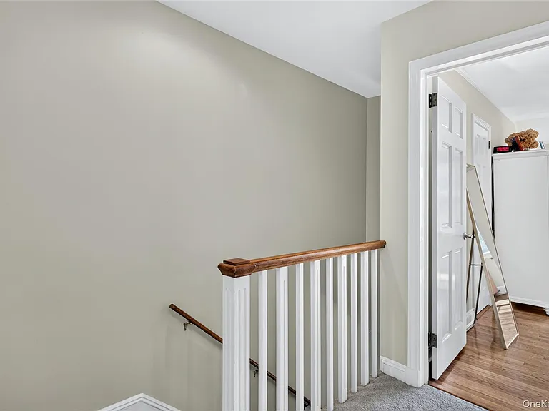 21 Travers St — Photo 17