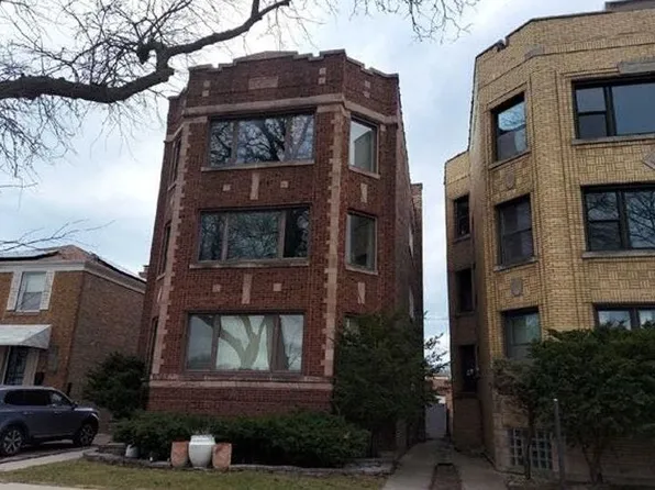 8241 S Essex Ave, Chicago, IL 60617