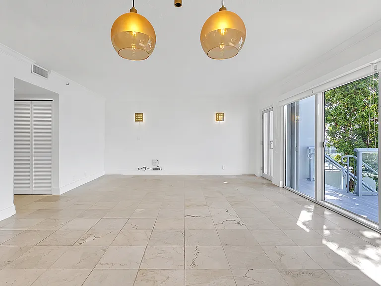 1541 Brickell Ave #105 — Photo 12