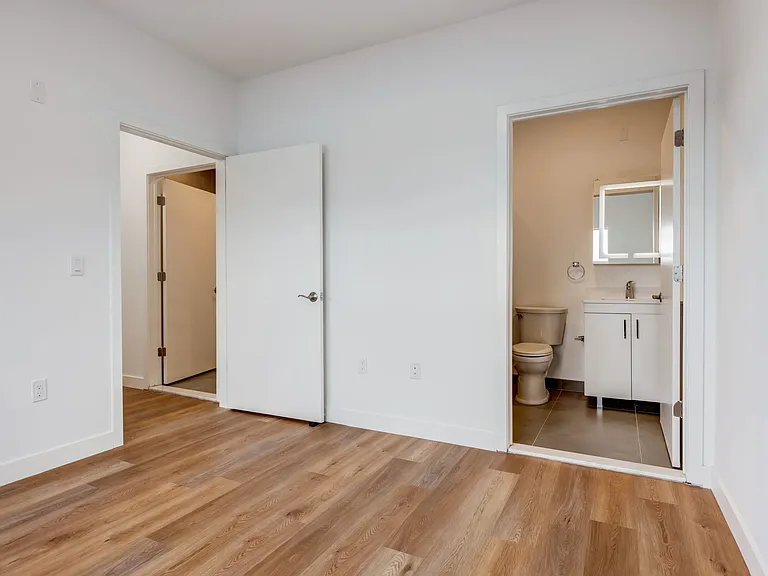 48 Chadwick St #301 — Photo 9