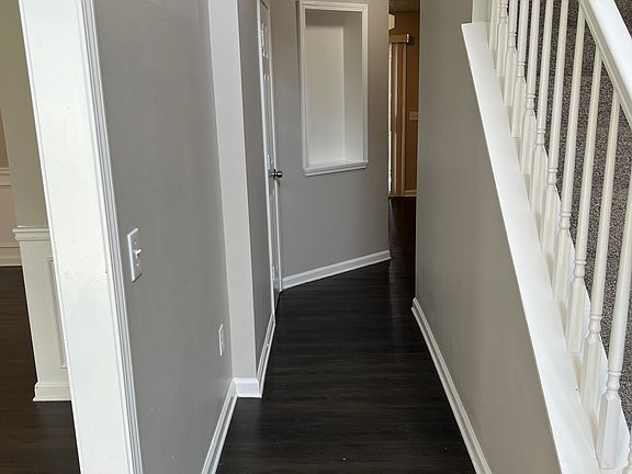3rd image of 3610 Palisade Park Dr