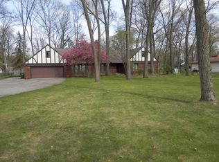 69615 White School Rd, Sturgis, MI 49091