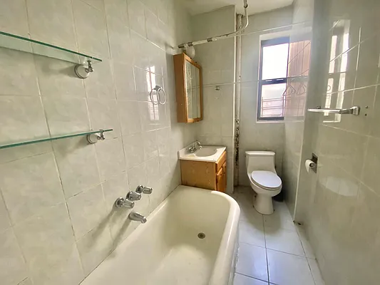 Rented by ERN Flats | media 72