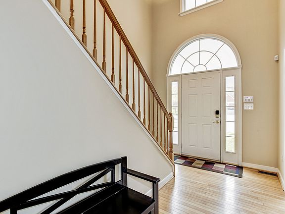 2nd image of 13050 Tadmore Ct