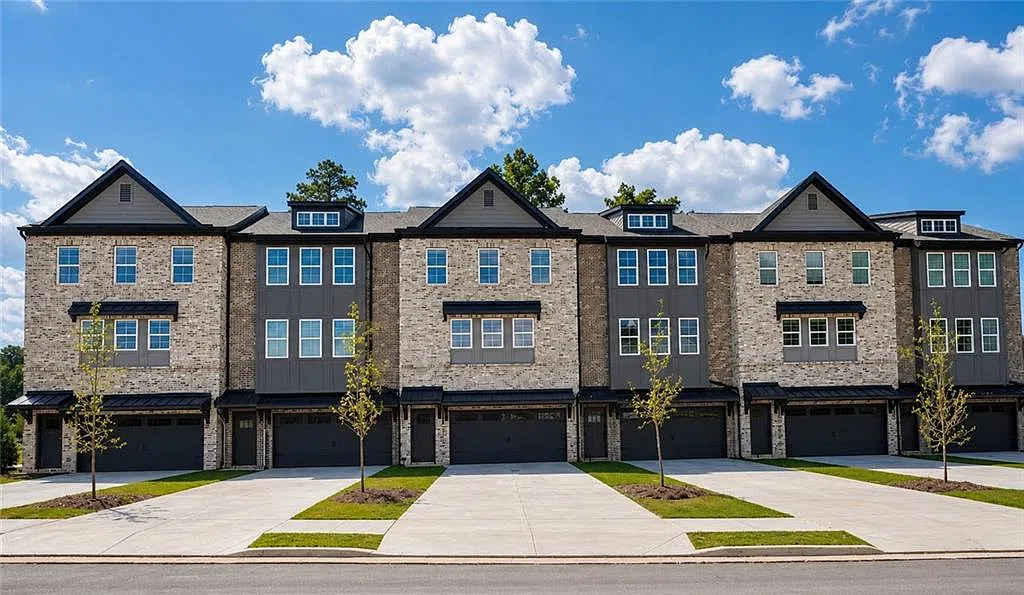 4 bed, 3.5 bath, 2086 sqft, $2,950 — Photo 1