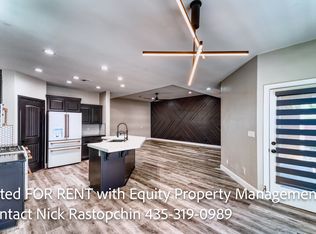 3641 Desert Hills Dr, Saint George, UT 84790