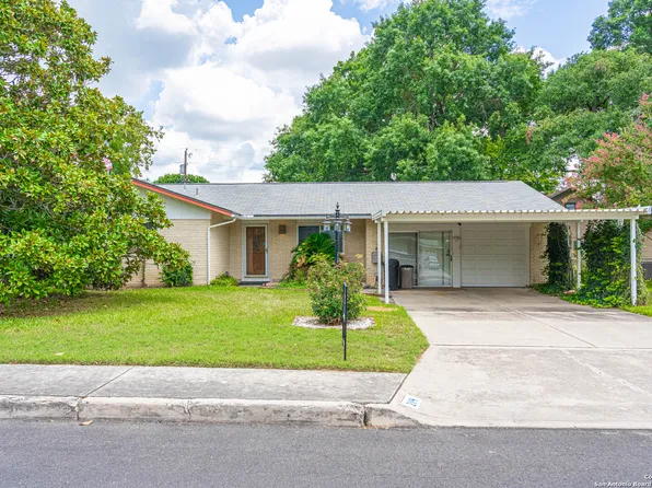 214 PECAN DR, Schertz, TX 78154