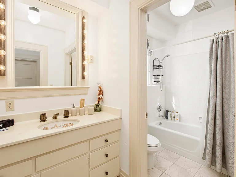 2621 Divisadero St #3 — Photo 35