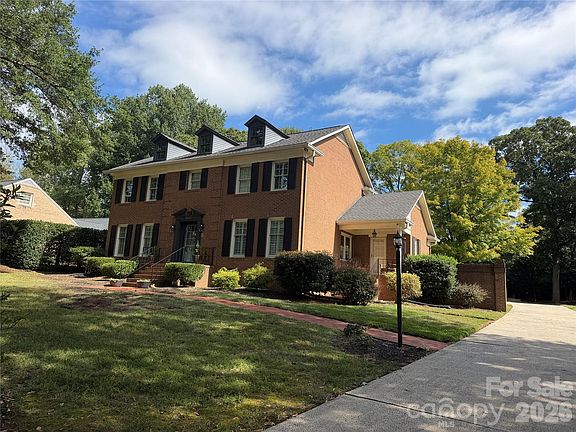 2nd image of 4533 Arborway