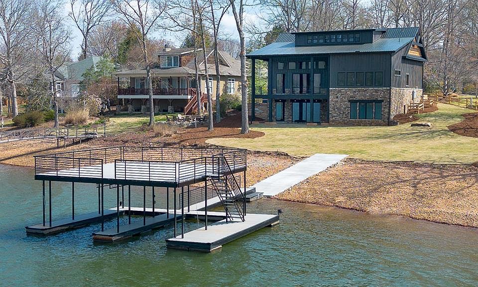 1st image of 338 Harbor Rd