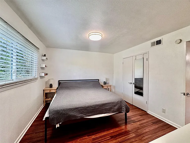 1202 Newning Ave #307 — Photo 7