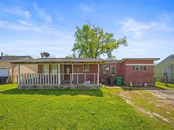 13338 Vicksburg St, Houston, TX 77015