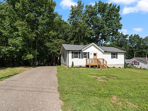 5th image of 1101 Chestnut Dr