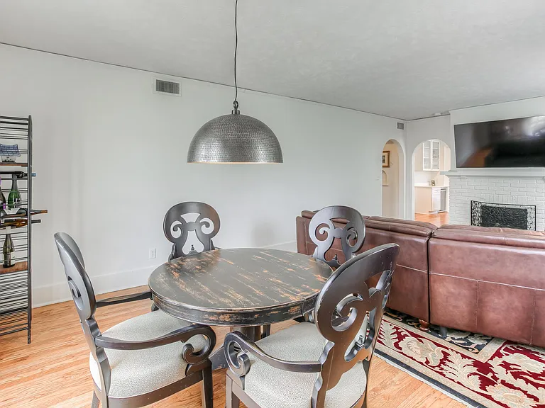 5101 Webster St — Photo 26