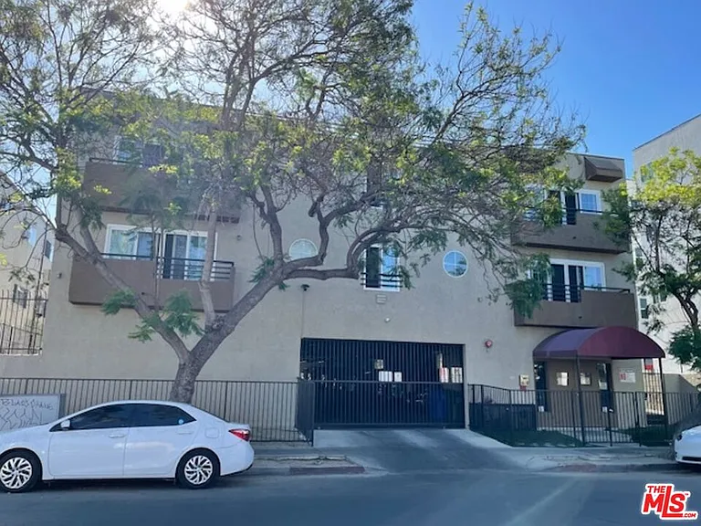 1212 Arapahoe St #305 — Photo 43