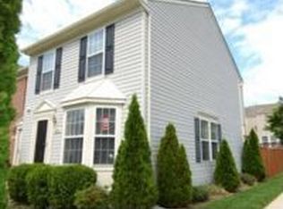 8701 Thornbrook Dr, Odenton, MD 21113