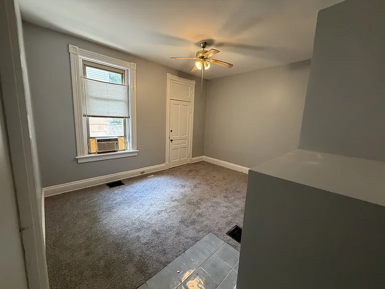 2357 W Clifton Ave #1 — Photo 9