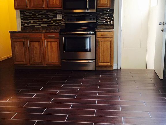 4th image of 121 Gertrude St APT 4
