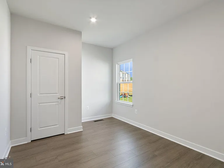 105 McKittrick Dr — Photo 24