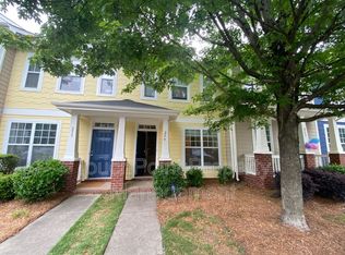 259 Hurston Cir, Charlotte, NC 28208