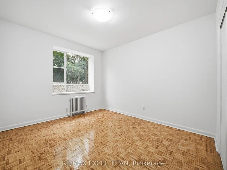 2895 Bathurst St #107 — Photo 8