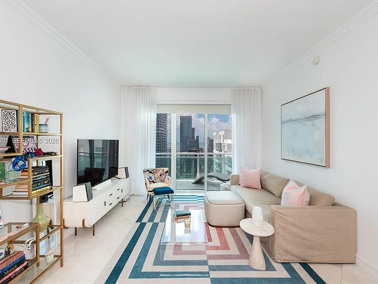 950 Brickell Bay Dr #4403 — Photo 5