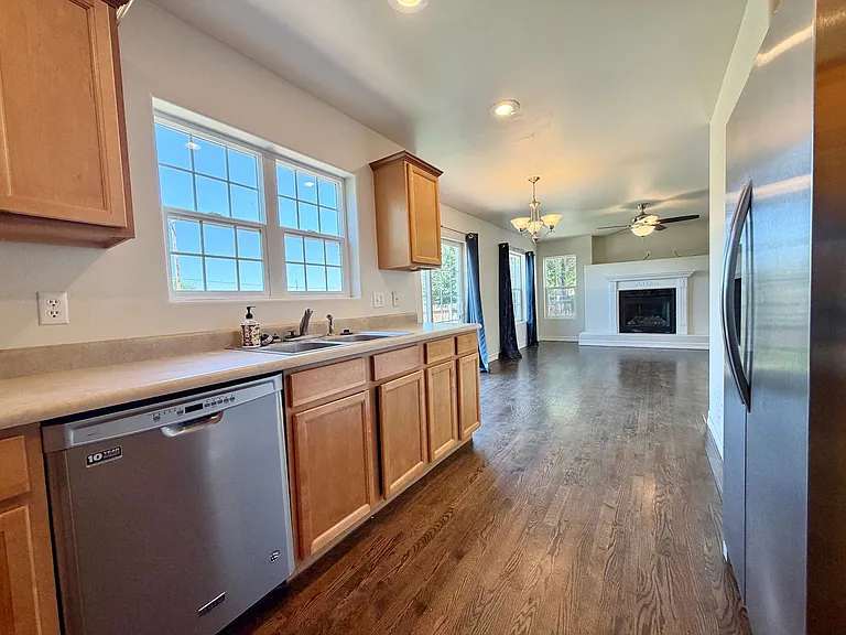 4608 Garnet Way — Photo 27