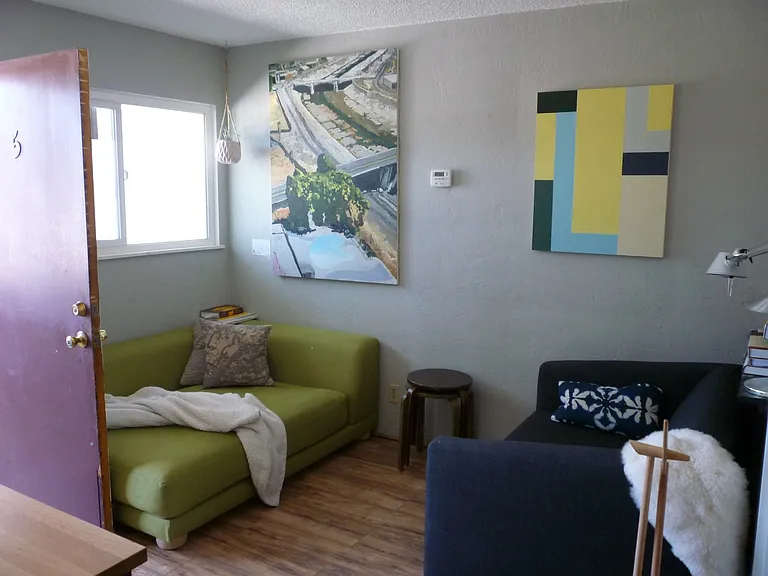 210 Locust St — Photo 1