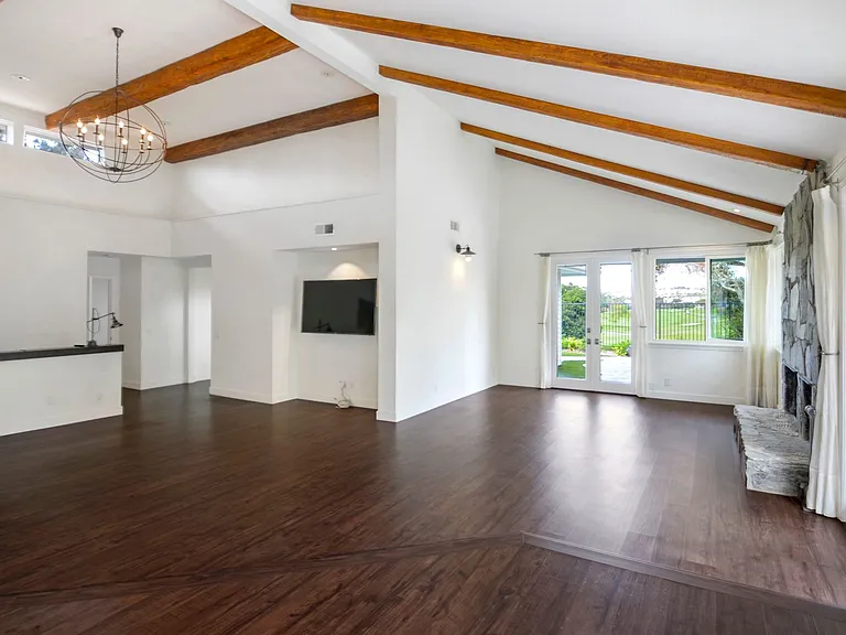 9 Andalucia Dr — Photo 11