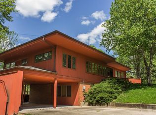 1606 N Park Ave, Oskaloosa, IA 52577