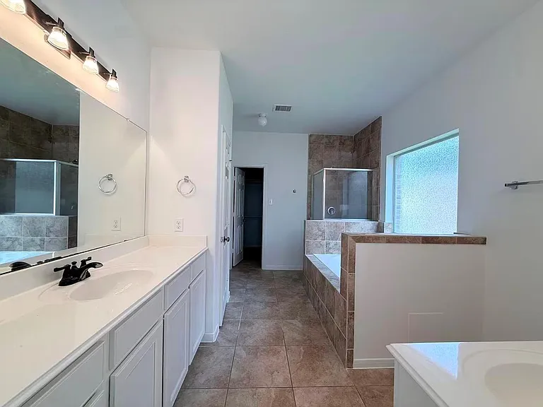2814 Ridgeglen Ln — Photo 32
