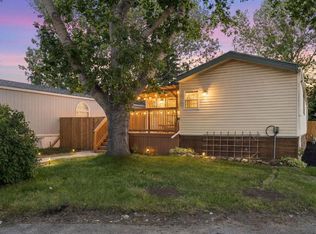 21 Homestead Way SE, High River, AB T1V 1J7
